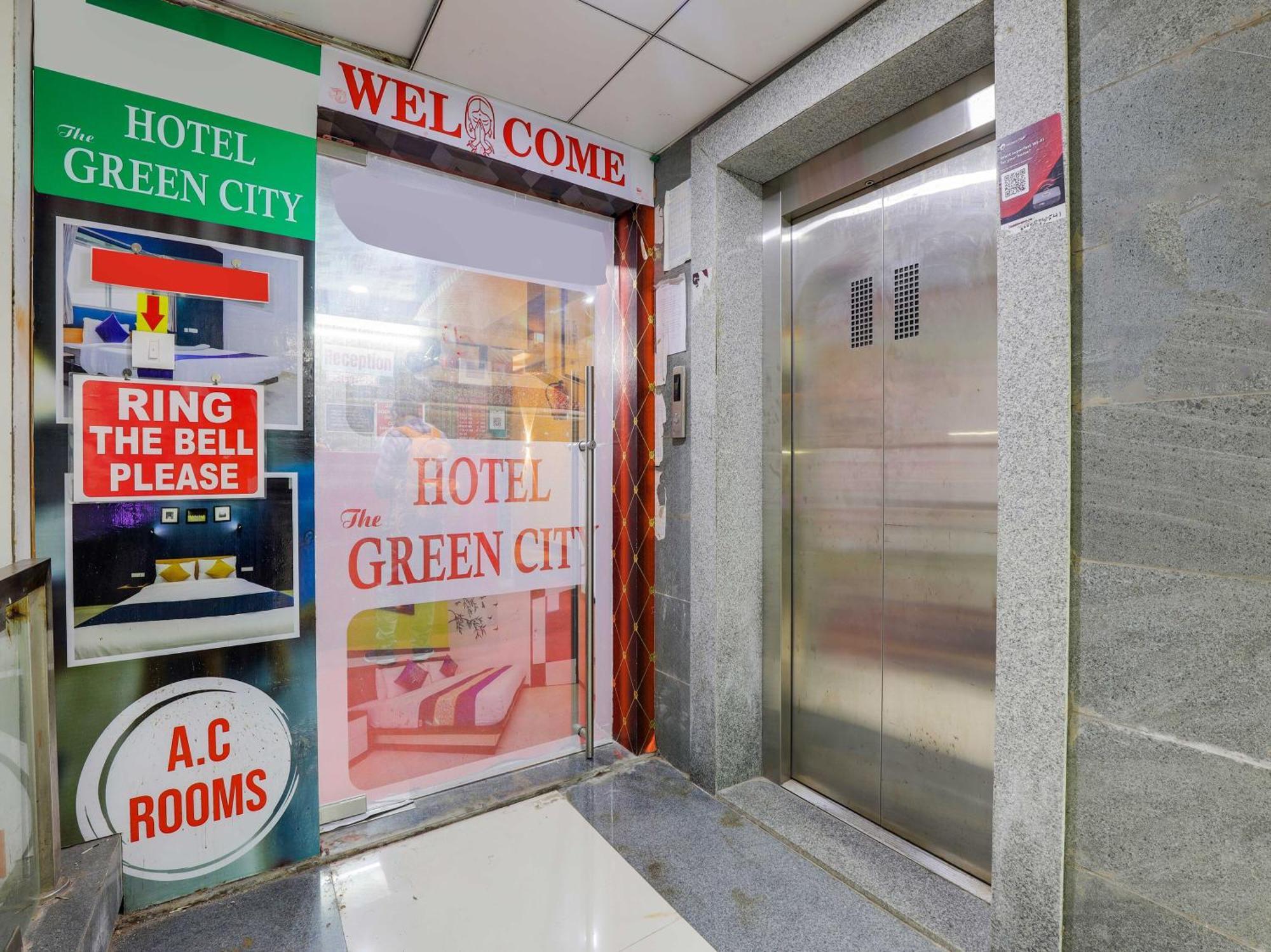 Hotel O Green City Surat Exterior photo